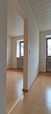 Erdgeschoss_Raum 3_mit Teilung.jpg