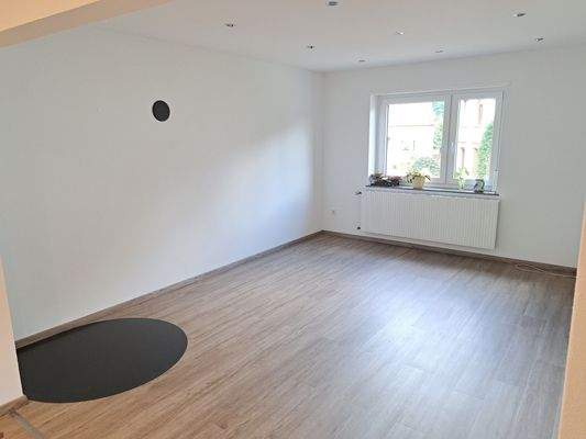 EG Wohnzimmer Bild 2.jpg