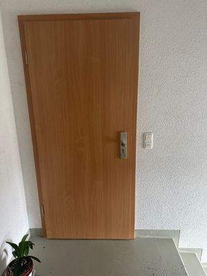 Wohnungseingangstür
