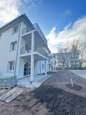 Terrasse mit Garten