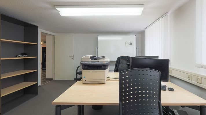 KG: Büro