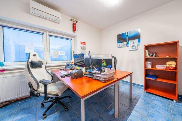 Büroräume (Gebäude 2)