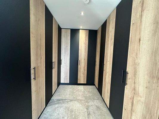 WhatsApp Image 2025-09-08 at 09.23.31.jpeg