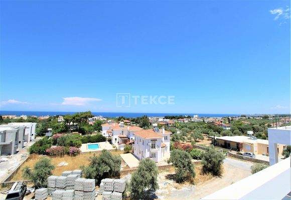 Apartment in Girne Lapta for Sale in a Compound with Swimming Pool
