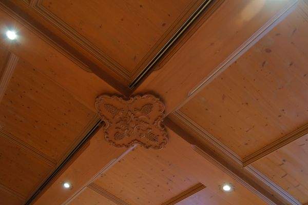 Deckenschnitzereien