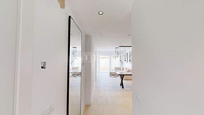 Contemporary Real Estate Near Amenities in Pilar de la Horadada