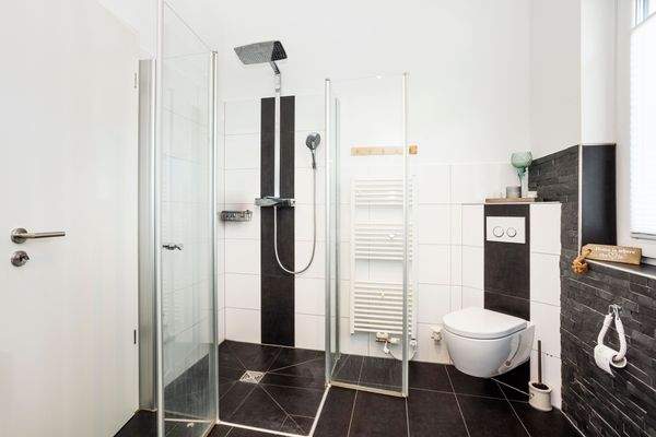 Bad mit Walk-In Dusche