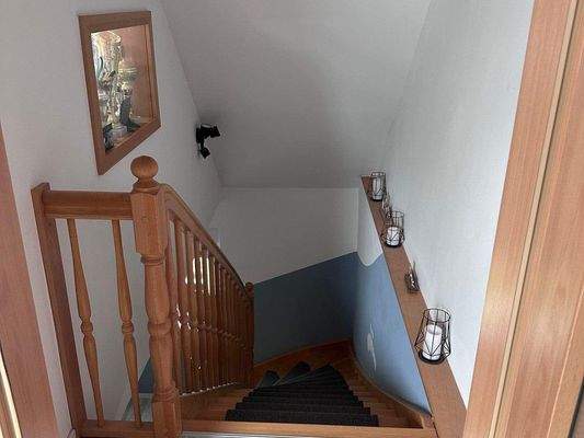 Flur oben (3).jpg