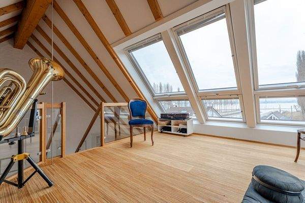 Galerie mit Seesicht  obere Ebene