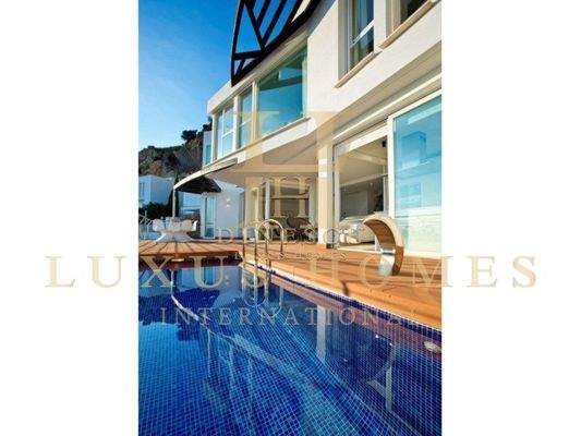 IDc88a2b01-0000-0500-0000-00000c7223af