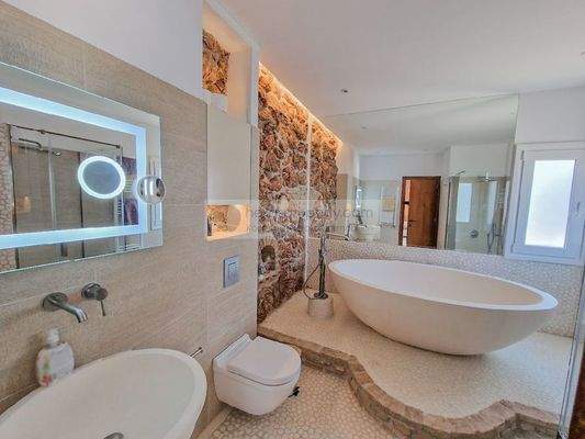 47cb335cb2ec47babd3265a2a7aaf430-original