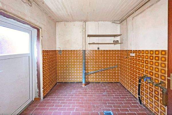 Kellerraum mit Stauraum 