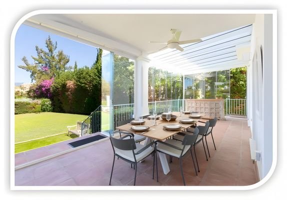 Photo: Villa in Marbella East