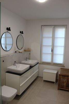 Badezimmer (2)