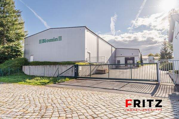 Produktions und Lagerhalle