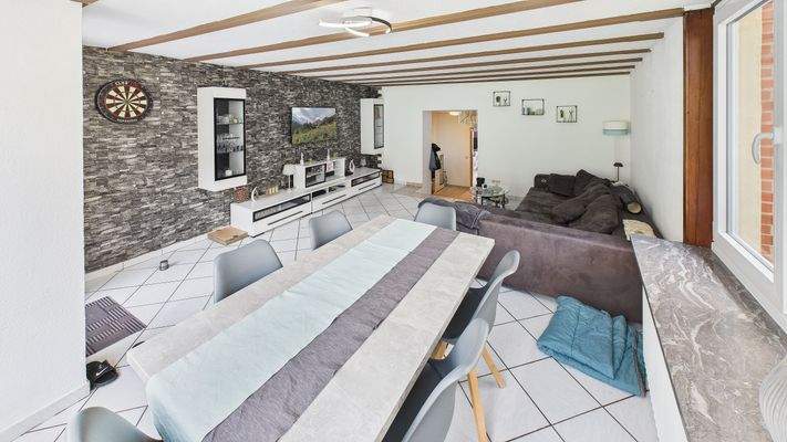 CAM01984G0-PR0520-STILL006