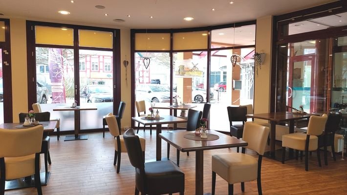 Sitzbereich, Vorderseite