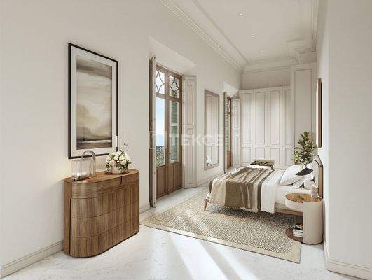 Historical Apartments with Sea Views in the Heart of Málaga