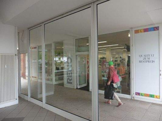 Blick Ladendurchgang