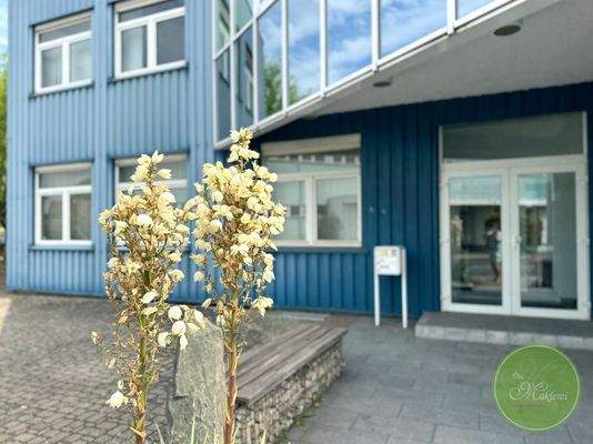 ... repräsentativen Bürofläche.