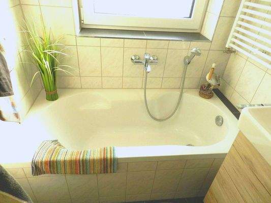 mit Badewanne