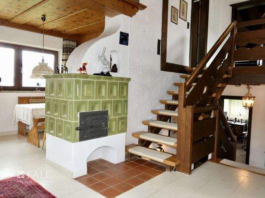 OG1: Kachelofen, Gute Stube