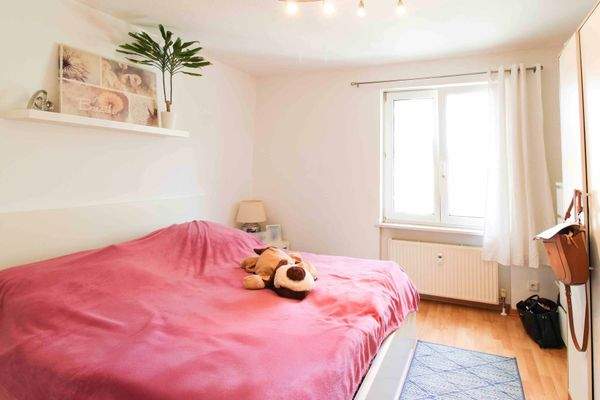 Schlafzimmer mit Fenster