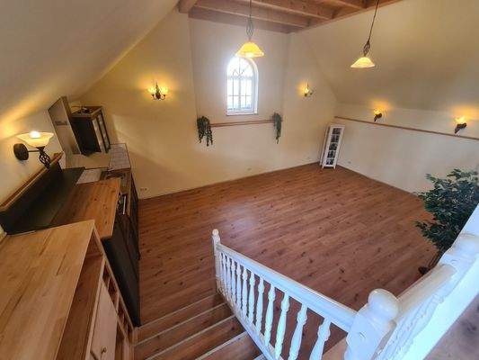 Galeriewohnung/Büro mit Einbauküche Ebene 2 