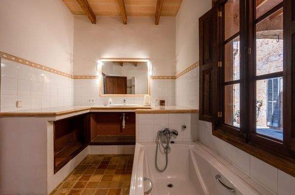 2325_16_Santanyí_Finca_Badezimmer