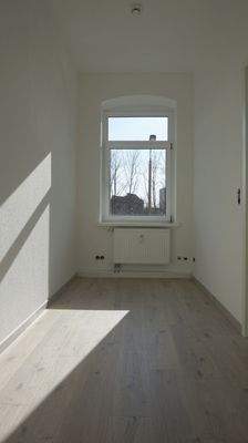 Zimmer 2 (straßenseitig).JPG