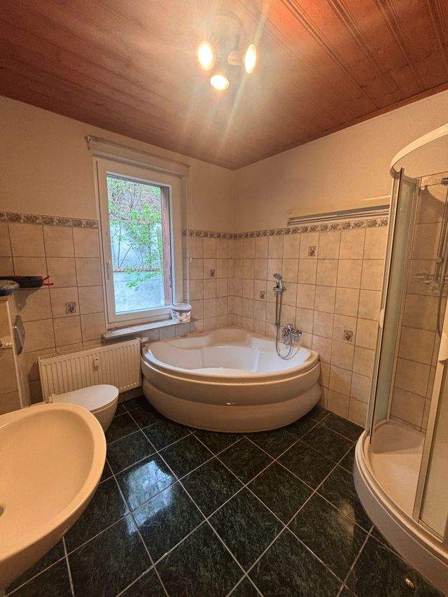 Helle 3-Raum-Wohnung (72 m²) in modernisiertem Mehrfamilienhaus - Photo 4