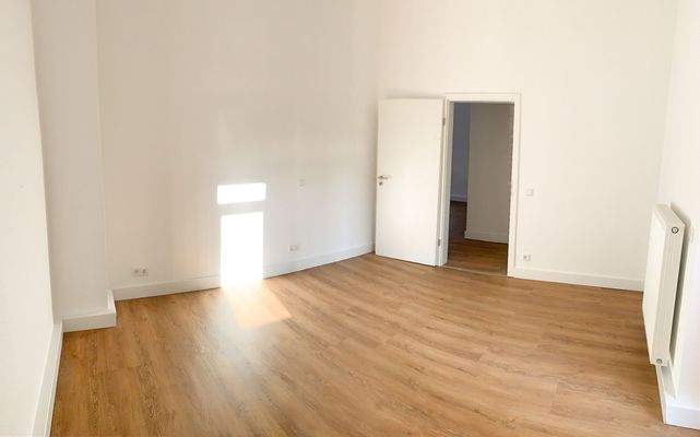 Schlafzimmer mit Zugang zur Terrasse