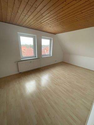 5 - Schlafzimmer 1.jpg