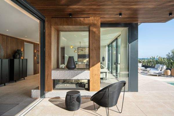 Open fire Villa in Portals 2