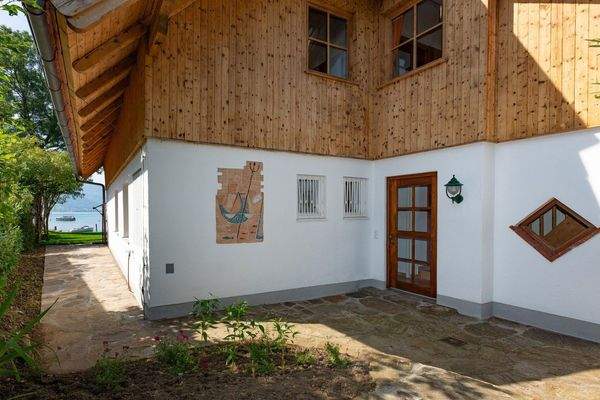 Eingang mit Seeblick