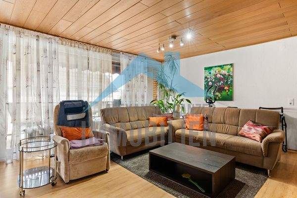 Wohnung links - Obergeschoss