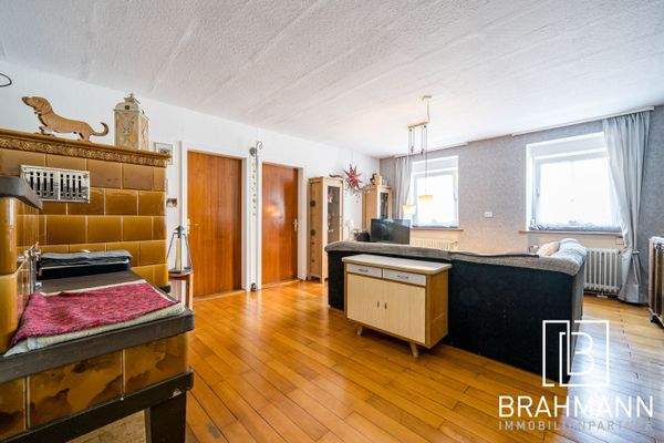 Zentrales Wohnzimmer EG