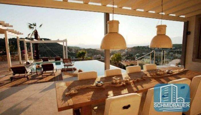 Kreta, Pitsidia: Makellose Villa mit herrlichem Meerblick und Infinity-Salzwasserpool