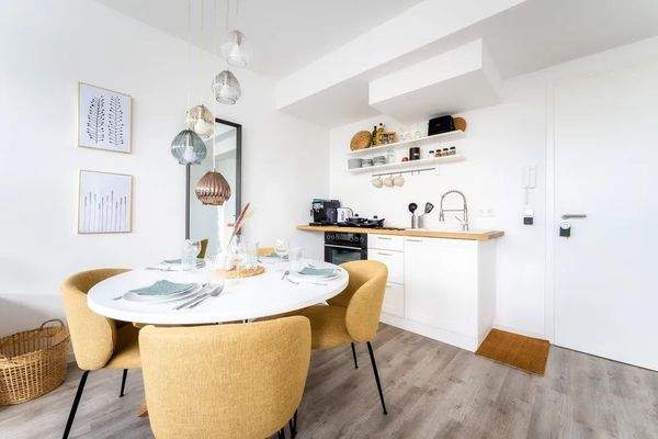 6a05287a-6547-4109-b262-2e97f2f1683d