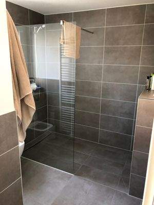 begehbare Dusche.jpg