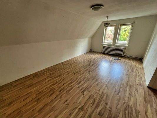 Beispiel Wohnraum im Dachgeschoss