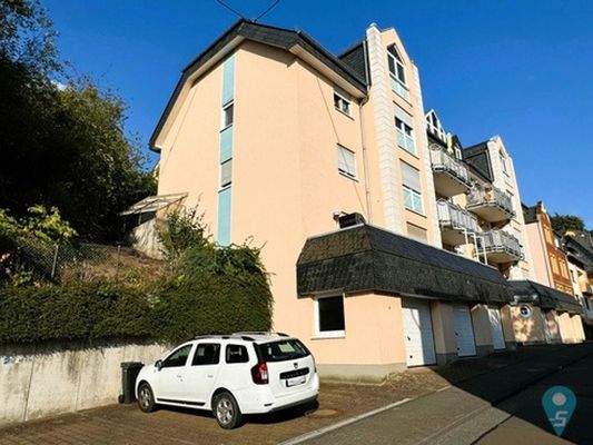 Aussenansicht2 m. Kfz-Stellplatz