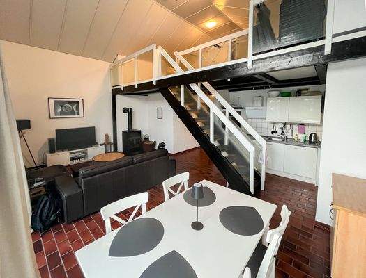 Wohn-/Essbereich mit Küche