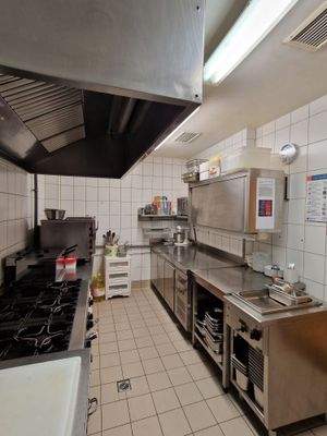 Gastroküche Bild 1.jpg