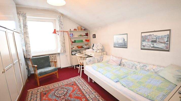 Kinderzimmer oder Büro