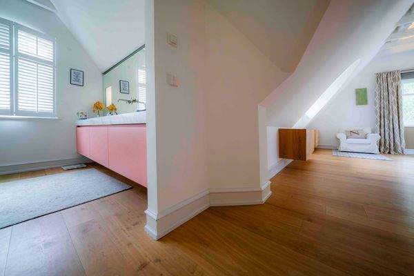 Dusch-/Dampfsauna und separates WC