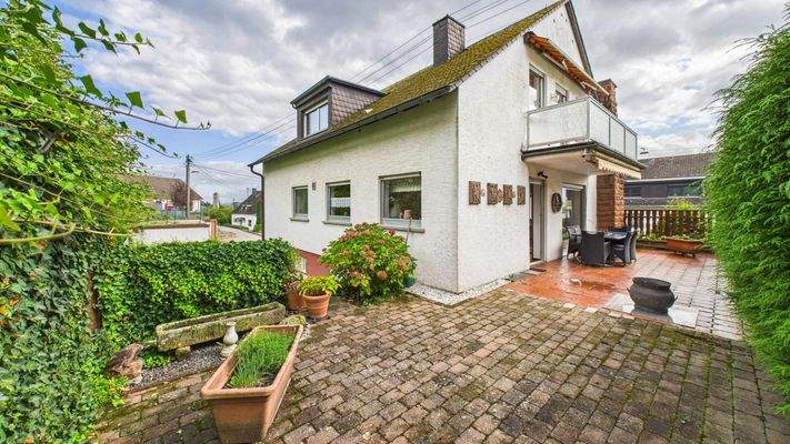 CAM01984G0-PR0521-STILL015