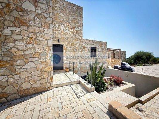 4ea530a88bd2413196e57dcf86730a8c-original