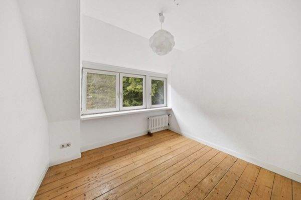 Halbes Zimmer im Obergeschoss