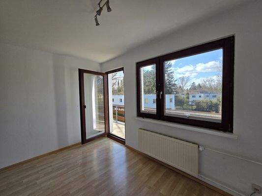 *Balkonzimmer Obergeschoss